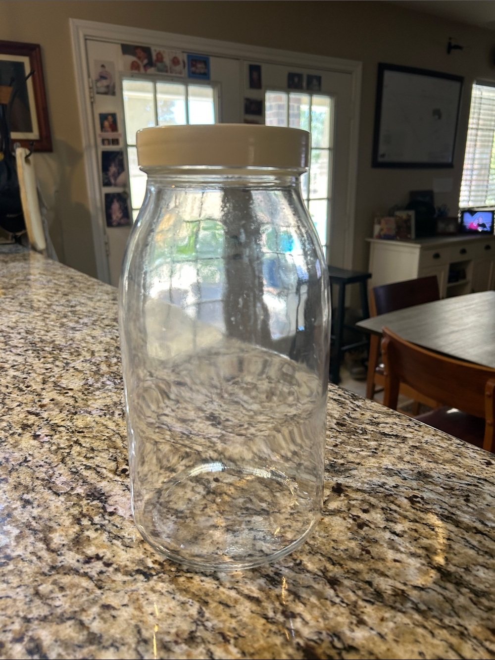 Vintage 3 liter Clear Glass Storage Jar with Easy Open Lid